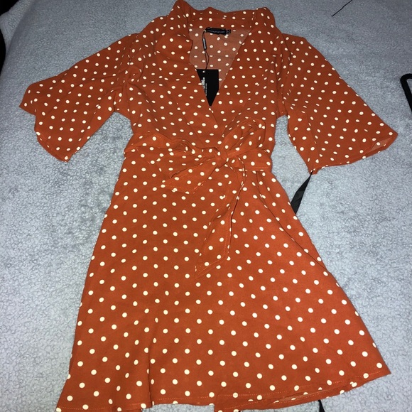 PRETTYLITTLETHING Terracotta Polka Dot Dress - Picture 2 of 3